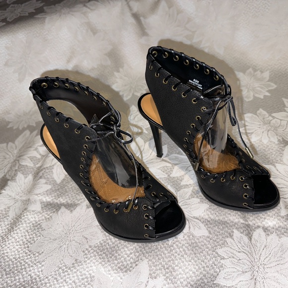 Nine West Leather Heel, Size 6.5, Black - Picture 9 of 13